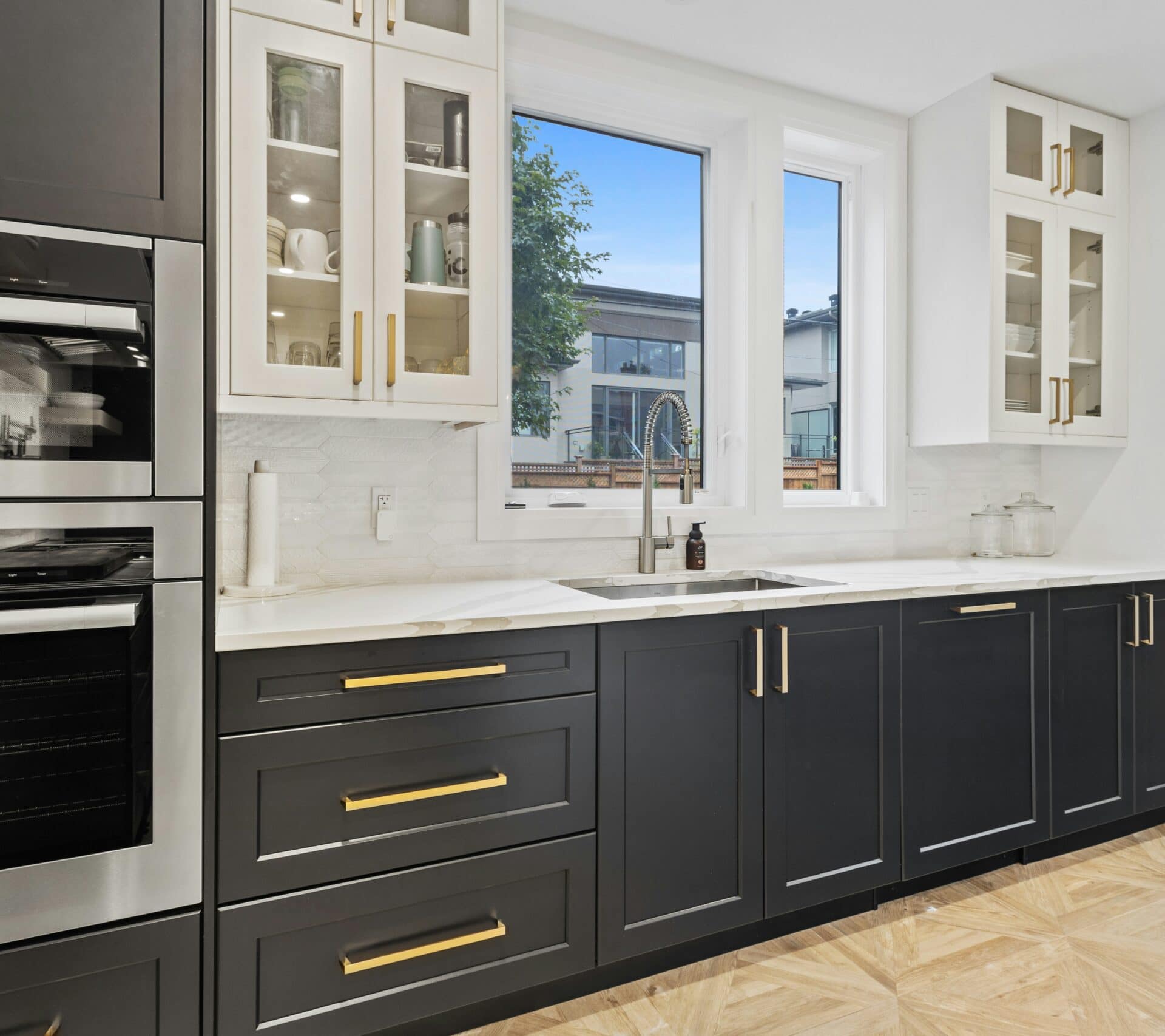 Kitchen Cabinets Surrey Design